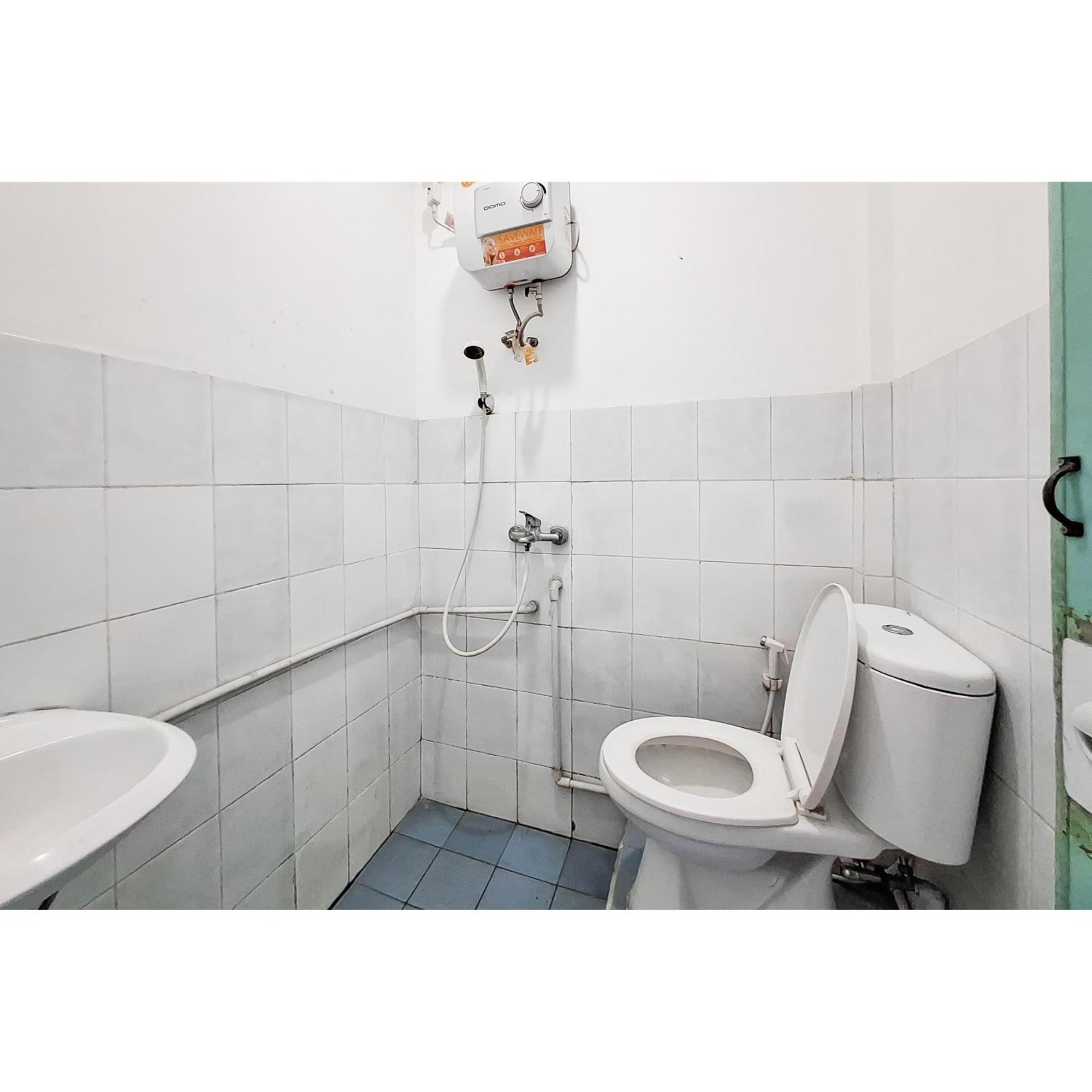 Wisma Pkbi Jabar Mitra Reddoorz Bandung Luaran gambar