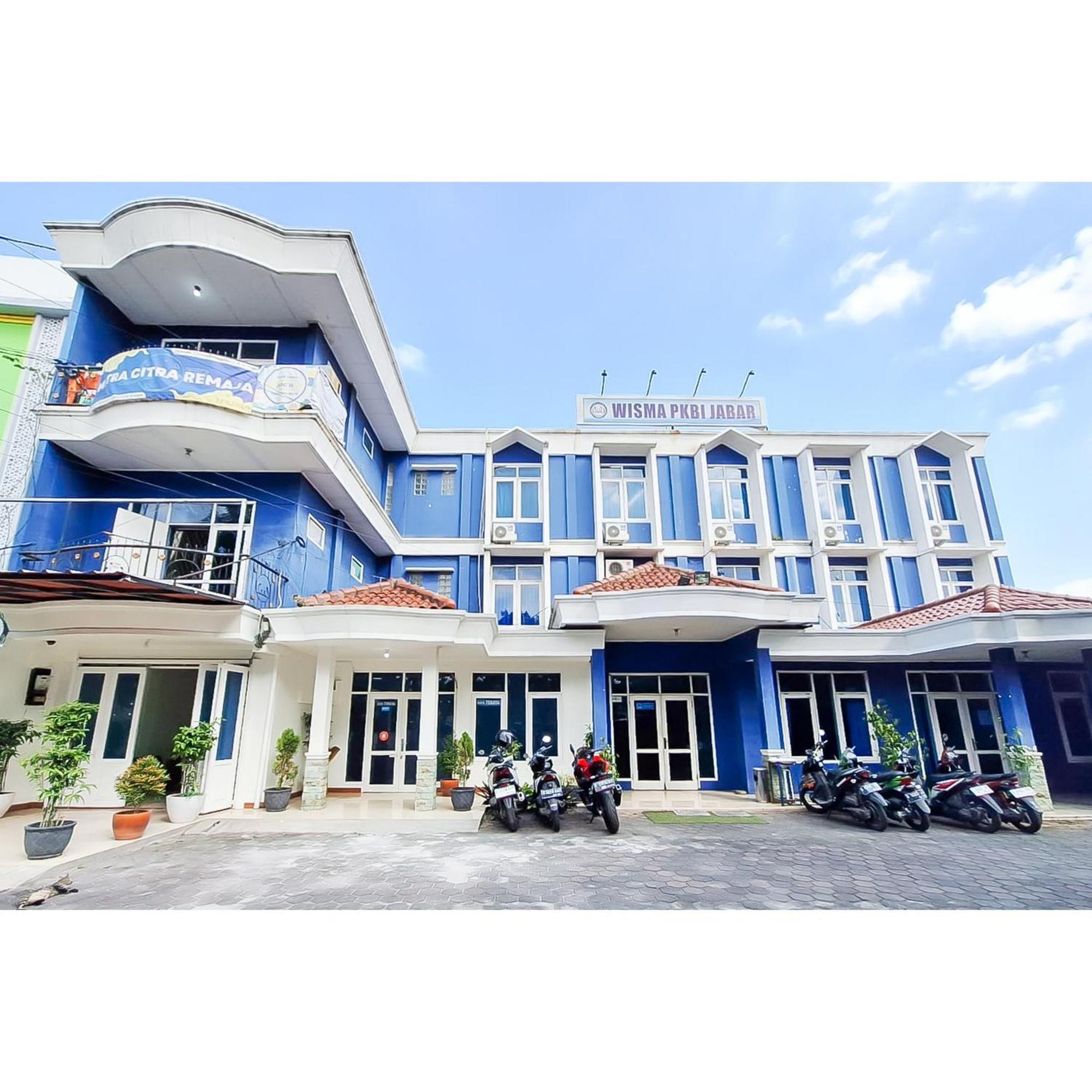 Wisma Pkbi Jabar Mitra Reddoorz Bandung Luaran gambar