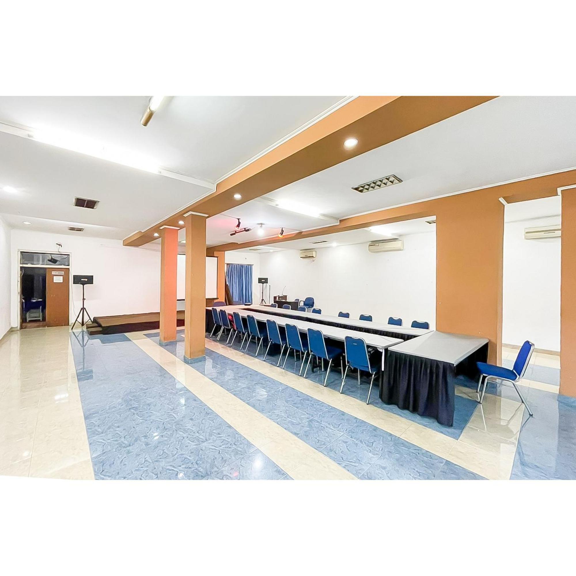 Wisma Pkbi Jabar Mitra Reddoorz Bandung Luaran gambar